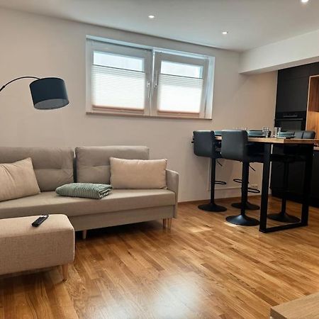 1,5-Zimmer, Top Ausgestattet, 4 Pers, Souterrain Флинтсбах Экстерьер фото
